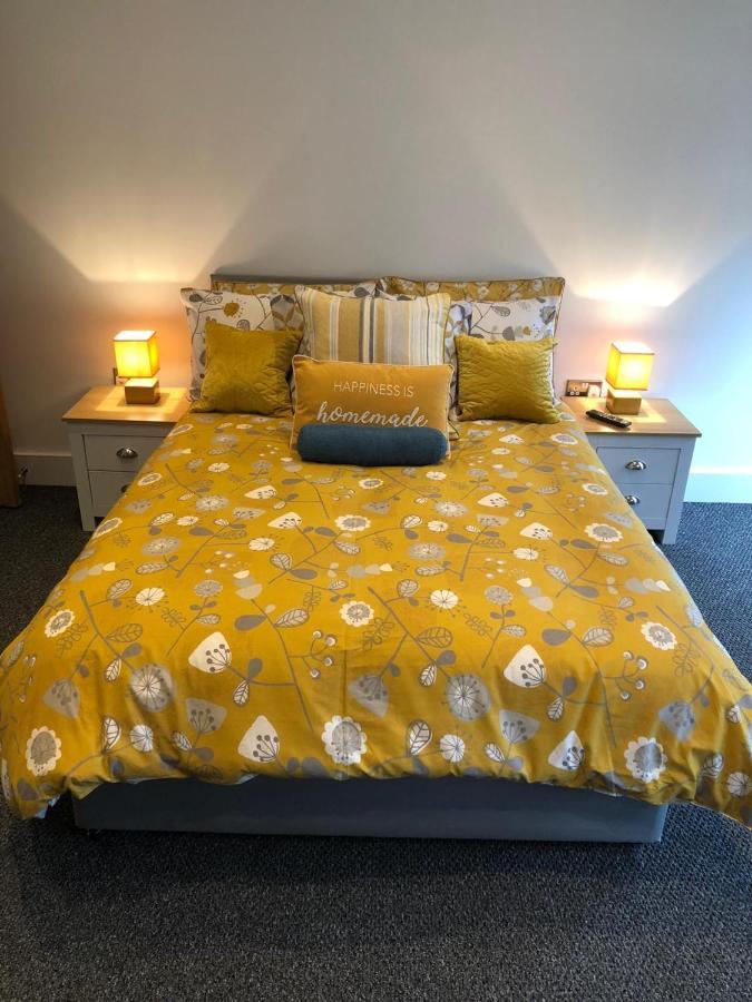 Seafront Suites - Close To Beach, Train Station & Southend Airport Southend-on-Sea Exterior foto